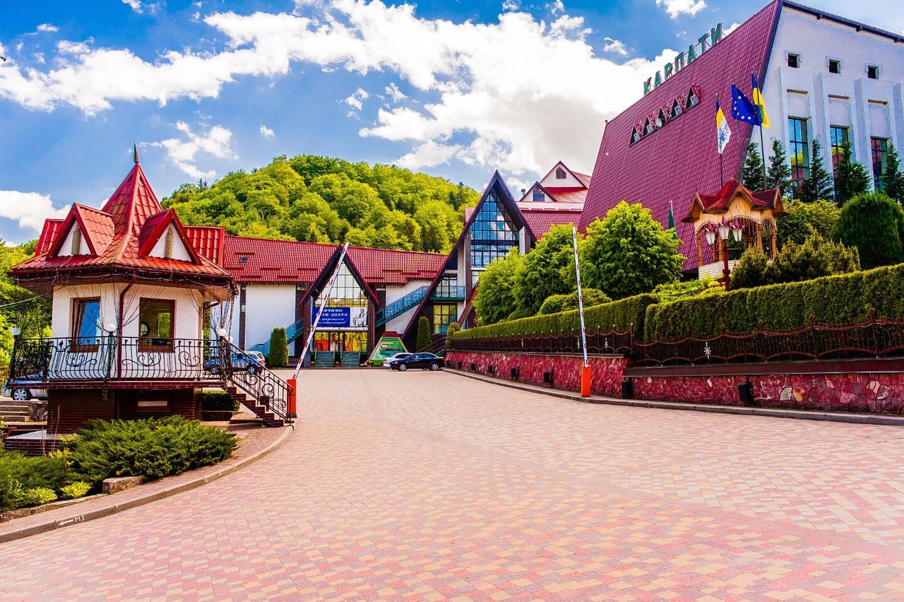 Karpaty Hotel Yaremche Exterior photo