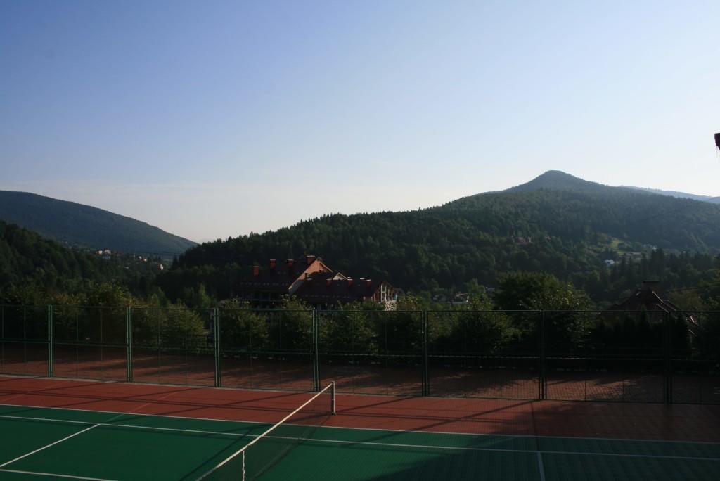 Karpaty Hotel Yaremche Exterior photo